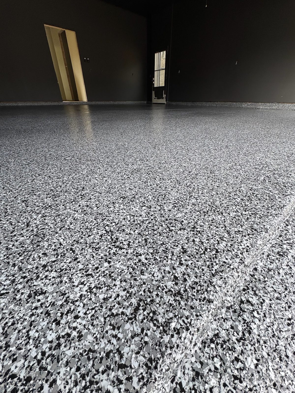Flake Floor — Shop / Garage